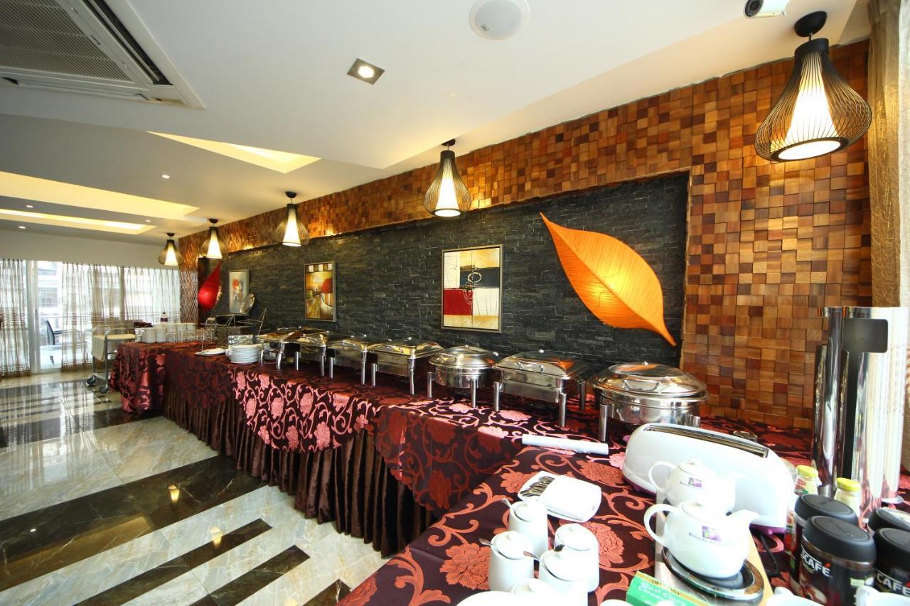 Hotel Bengal Canary Park Дакка Экстерьер фото